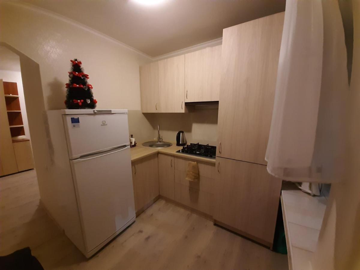 Ferienwohnung Stilna Ta Suchasna Quartira V Centri Ternopil Exterior foto