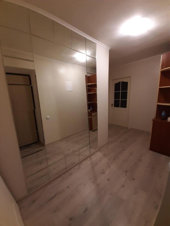 Ferienwohnung Stilna Ta Suchasna Quartira V Centri Ternopil Exterior foto